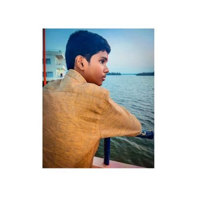 🎥 YouTuber | Editor | Student
📧 :devisriprasadvasthrala77@gmail.com
🔥 Near 200 Fam!
📍 Hyderabad - Telangana
🇮🇳 Indian 🇮🇳