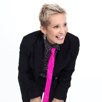 Karen Mills - @kmillscomedy Twitter Profile Photo