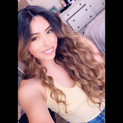 5'8 & i'll wear heels if i want to ✨ $caramelloo