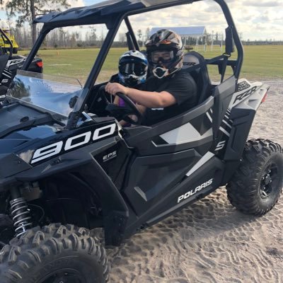 ArleyR0927's profile picture. 