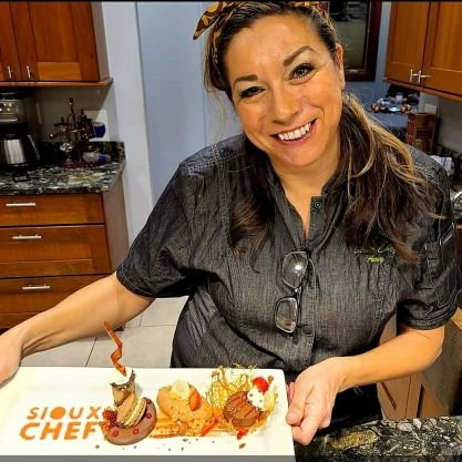 RealhouseWOWC's profile picture. 