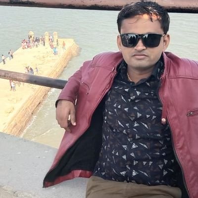 जर्रे जर्रे में छुपाहे होसले वालो का जोश इसी मीटी से पैदा होतेहै सर्फरोस