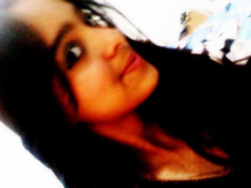 ' Uma garota sonhadora, que sabe o valor do amor. 18aninhos, Aos invejos UM BEEIJO ;* [smac]