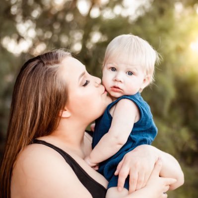 •Military wife 💍•Mommy to Jaxon •Chelsea Morris is the Bff 🎀❤️