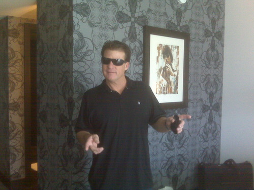 THEKEVDOG's profile picture. A view of politics from the mean streets! those nerds are easy to read and wouldn't last a day in my old neighborhood. beat up guys like 45 on a regular basis.