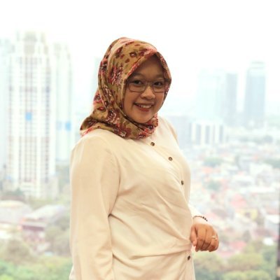 30 April '94 | MG'12 | PDEBSV | Akuntansi | UGM'12 | Kemensos RI | Pink