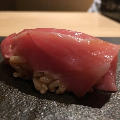 高校教師6年目 一年担任 野球部監督 教務部 英語科です。 周囲に忖度したり媚びたりする人間にはなりたくないと思い日々過ごしています。 趣味は毎日のジム通い、グルメ(寿司と肉が大好き)、野球、読書、株です。 新しい時代を作ろうとしている先生たちと繋がりたいです。