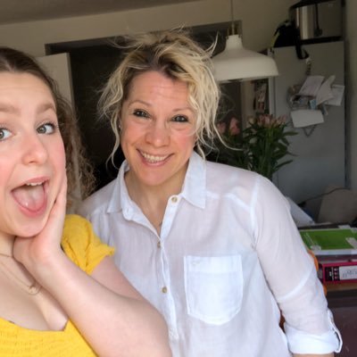 Charlot40223851's profile picture. 