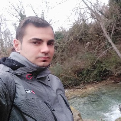 eeloietee's profile picture. Que et diu l'instint de Supervivència??
Accepta i actua. 
#SalvemCatalunya 💙