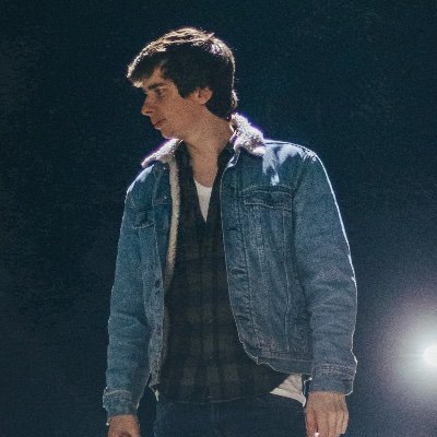 Singer/Songwriter from Canada’s East Coast 🇨🇦 NEW SINGLE Available Nowhttps://smarturl.it/tyedempseyaYT