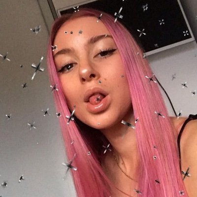 7glossy7ghost7's profile picture.