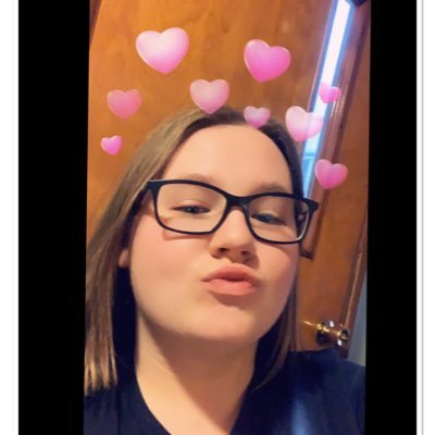 taytay2918's profile picture. twenty-two, hauling dirt