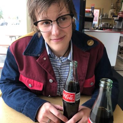 crayonsandpages's profile picture. I’m coming along