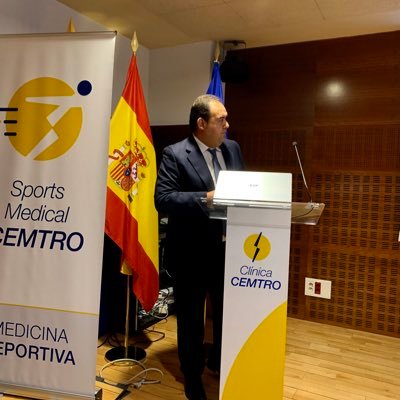 Fisioterapeuta. Master TMO. Exp FTP Traumatológica y Deportiva. Master FTP Invasiva. Coordinador FTP Gabinete Médico Garrido