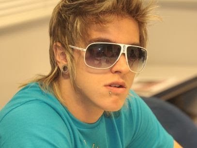 Fc dedicado ao nosso lindo @thomasrestart*-* [since:08/06/2010]donas: @DeebsMelo 
e
@this_istruth.