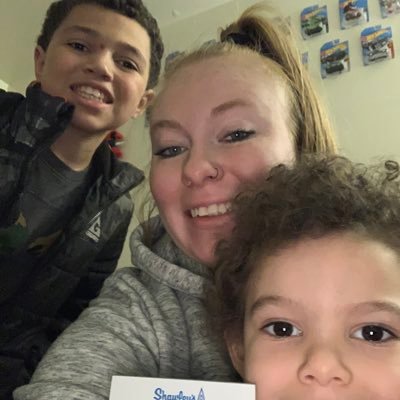 Single mom of two boys trying to navigate through this crazy world https://t.co/wtcWhj5Jwh