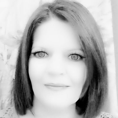 RockerMom2Kevin's profile picture. ☀🌴👙🌊	➡️⚜️➡️☁❄⛄🌲
Interests:💅🐾🌵📚🎶☮️
Loves:👨👦🐈🐈🐶🌎