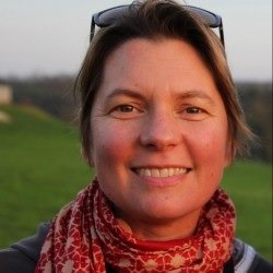 Journaliste à Référence-agro (le fiston de Référence-appro), maman x 3, adepte des grands espaces et vendéenne d'adoption