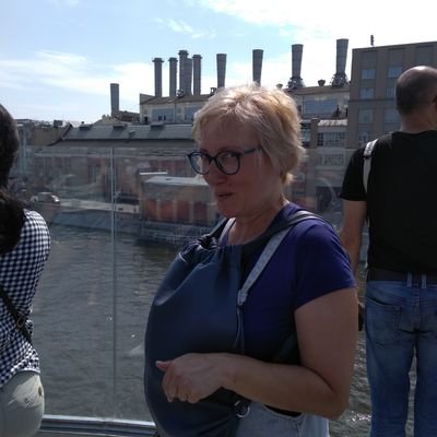 3NUGlq8GgUlfGft's profile picture. голосую за поправки🇷🇺