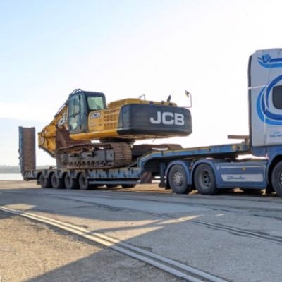 McCauley Trailers (MAC Brand) specialist trailer manufacturers for construction, farming and road haulage industry. #builttocarryyourfuture