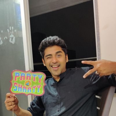 Love Football, Cricket (Sports fan), Travelling, Photography, Cooking.