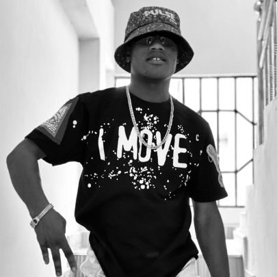 JohnAdd67567925's profile picture. I am a Star