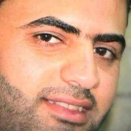 VE5DsKOvQIpgkdX's profile picture. ‏خريج بكالوريوس لغه عربية جامعة بغداد 
متزوج ولدي أولاد 
مواليد ١٩٨٤
من هواياتي المطالعة والرياضه وخصوصا كرة القدم 
موظف حكومي
هذا مختصر تعريفي 😊