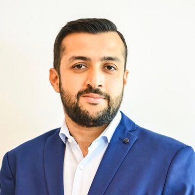 AI & Marketing Strategist
ex-Google Regional Trainer | ex-TikTok Collaborator
Helping Founders Scale $500K → $5M
DM for Consulting, Training & Growth