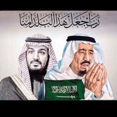 لا أحد يعرفني .. الله وحده يعرفني جيداً ✨