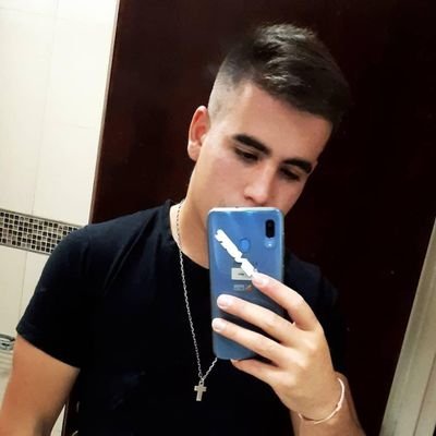 Pepebogni's profile picture. Capricornio, amante del fútbol y la velocidad... ⚽ ✊
