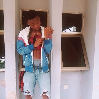 Realifa3's profile picture. Life