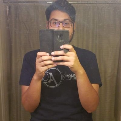 My name is Frank, and i live in Lost Wages, Nevada. 33 y/o first-generation American from 🇸🇻. professional musician, amateur gamer.