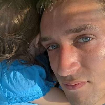 harrisonreid9's profile picture. Ex cabin crew at Thomas Cook. 👨‍✈️ Really miss flying. Love my beautiful children.