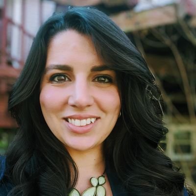 JMartin4EdTech's profile picture. English teacher turned technology integration specialist, mother, wife, lifelong learner, and beach girl at heart.