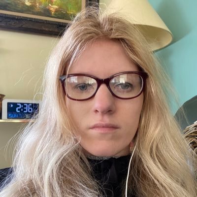 probably_gaming's profile picture. she/her • pansexual • books & gaming • ENTJ-T • enneagram 8 • ambivert • capricorn • aspiring author • 📚5/50 • CR: serpent & dove, a curse so dark and lonely