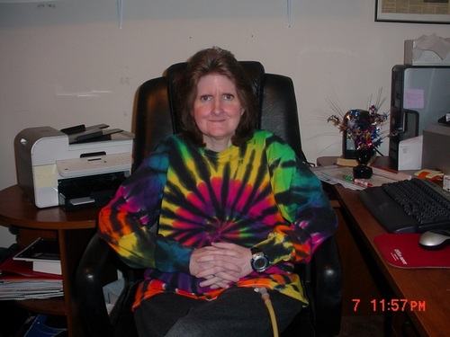 I'm 43,divorced a kind person who loves animals, watching television, reading and talking to friends.I had a daughter  that was born with spina bifida.