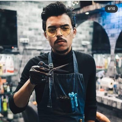 Dynamik86413731's profile picture. barber