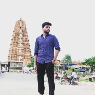 AbilashSaravan4's profile picture. Laugh with many ,but don’t trust any🔥