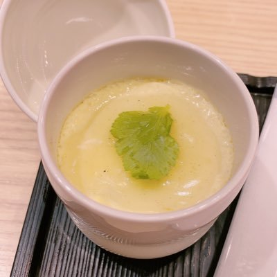 20↑社会人/follow 20↑/壁打ち/👸🩵❤️💙💚フォローオススメしません