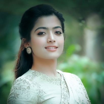 Follow me for the Latest updates of our expression queen 
@iamrashmika