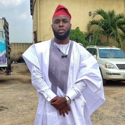 damizille's profile picture. A Youtuber|
A Content Creator|
A Realtor|
A Web Designer|
A SEO Consultant|
A Photographer|
more Skill Loading!