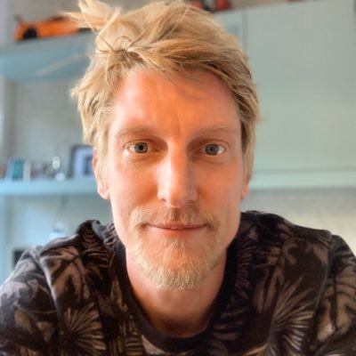 Business Development Manager @Sping Wizards of ICT Musician Guitarplayer