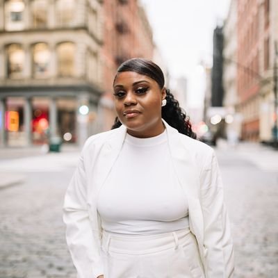 •DST 🐘
•Brand Marketing Strategist 🖌
•I specialize in finding your target 🎯 audience in a digital world