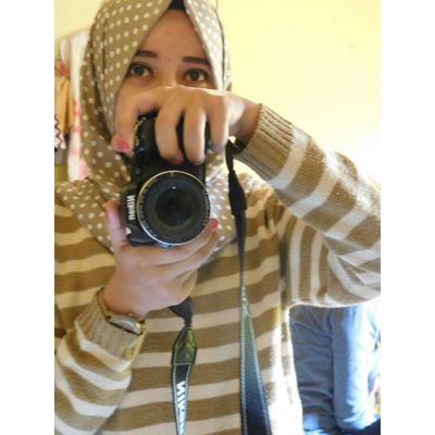 debinobie's profile picture. ig: https://t.co/29AQuycj57 || Line: debienobie