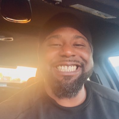 josehue00879275's profile picture. 