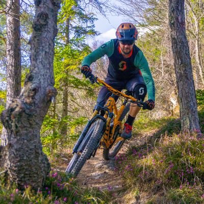 Passionate Mountainbiker, Skier, Outdoor Enthusiast, Man of Simple Pleassures. https://t.co/c0Pq5HoB1S ScottSports