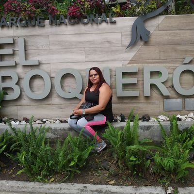 CristyDeGuerre1's profile picture. 