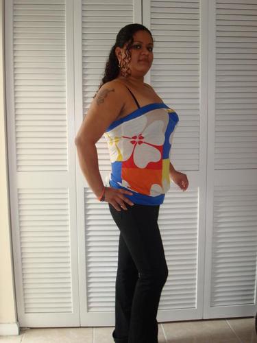 ElizabethMeza83's profile picture. Me gusta estar con mi familia, leer, bailar, cantar, disfrutar un rico día soleado en la playa o la piscina y me gusta mucho hechar desmadre!!!