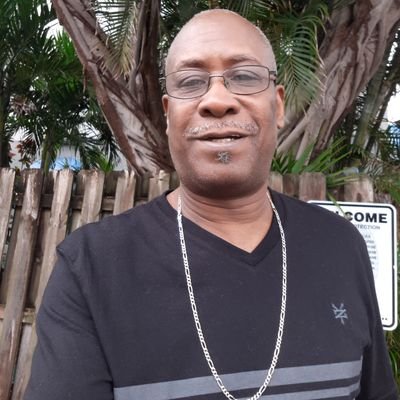 HedringtonTeddy's profile picture. Photography Music Arts & Culture Entertainment Technology