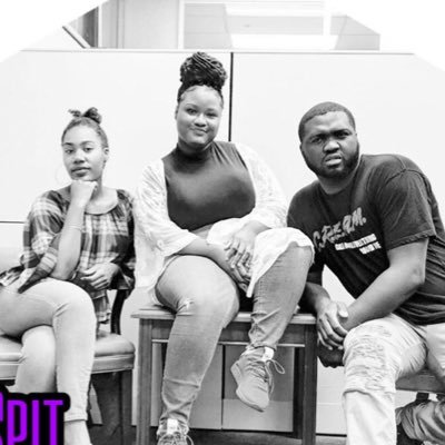 REAL SPIT, TALKIN’ SH*T 🗣
LIVE on Fridays at 10
#IG #Facebook #Youtube Subscribe
Follow our Pages @taemarieee_____ @jehbillionaire @whoelsebut_k